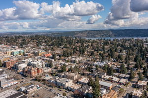 12018 31st Ave NE, Seattle, WA 98125, USA Photo 54