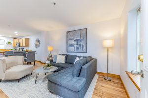 12018 31st Ave NE, Seattle, WA 98125, USA Photo 18