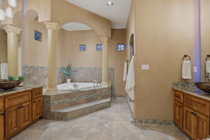  Photo 39