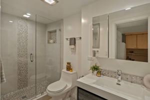 1202 Kipling Avenue-44