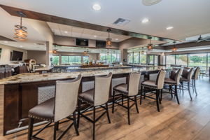 10-Bar and Banquet Area