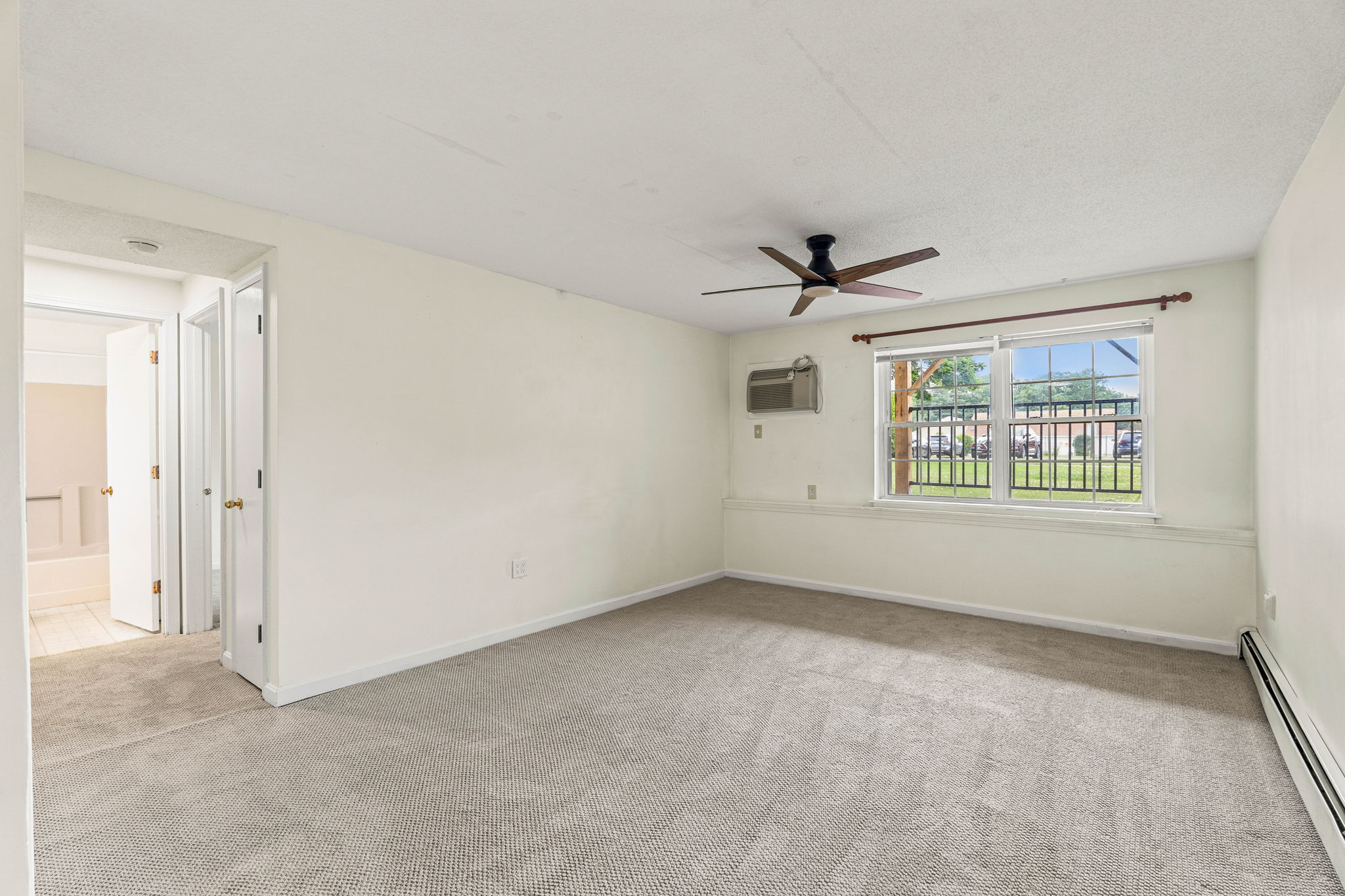 1202 White Cedar Blvd, Portsmouth, NH 03801, USA Photo 7