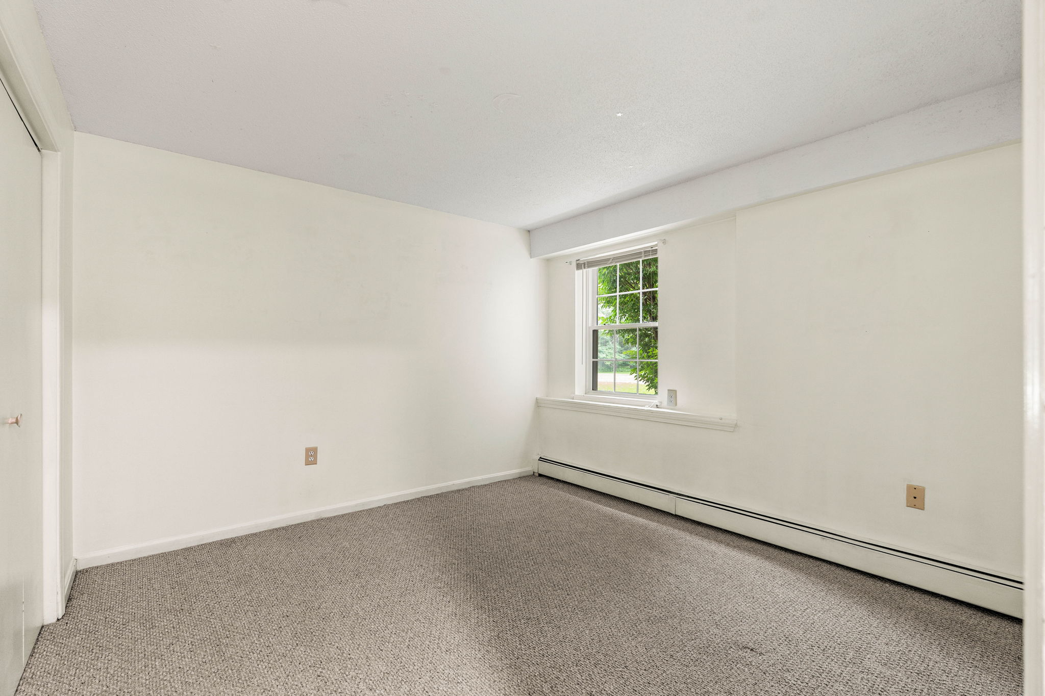 1202 White Cedar Blvd, Portsmouth, NH 03801, USA Photo 13