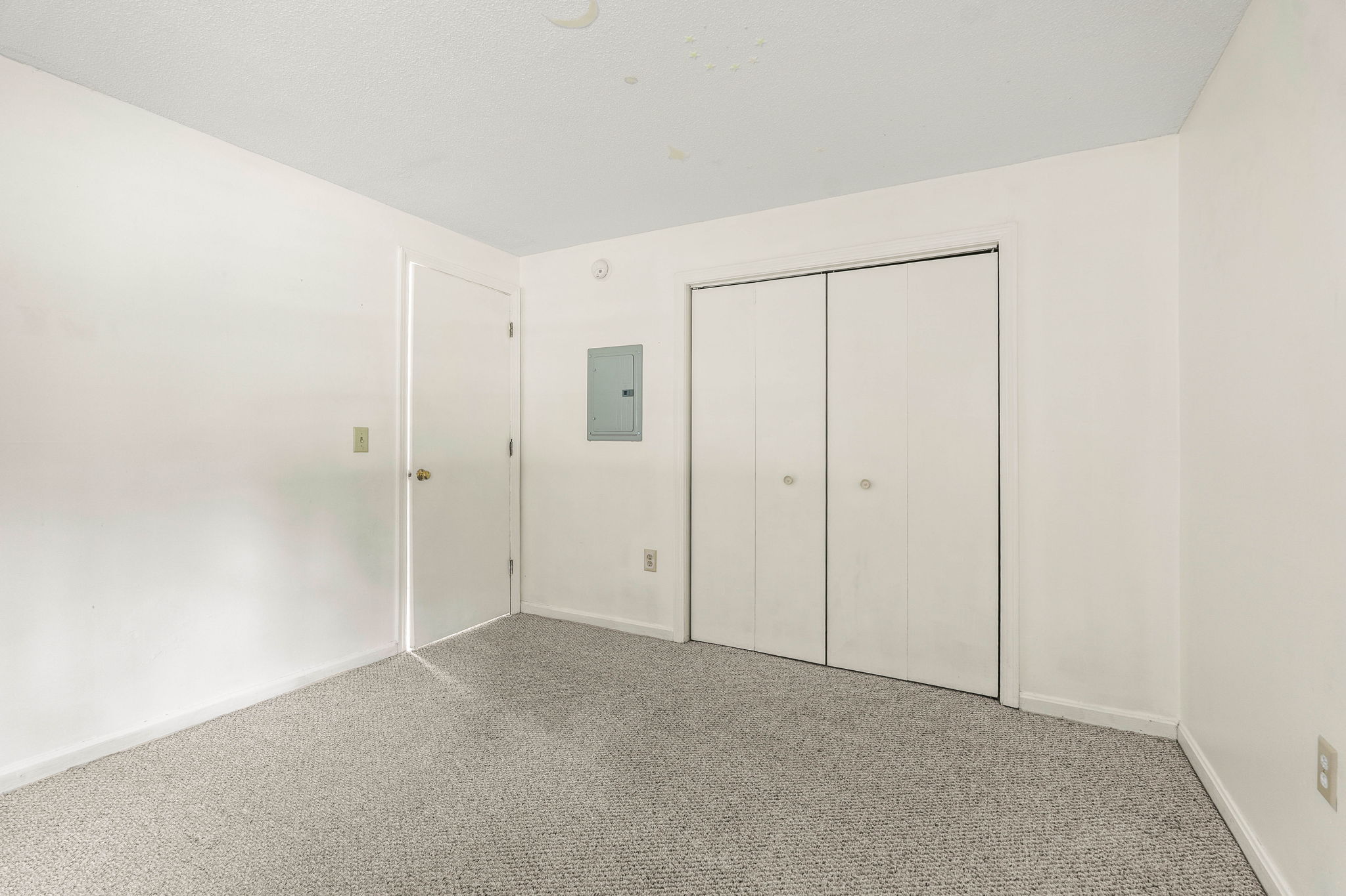 1202 White Cedar Blvd, Portsmouth, NH 03801, USA Photo 14