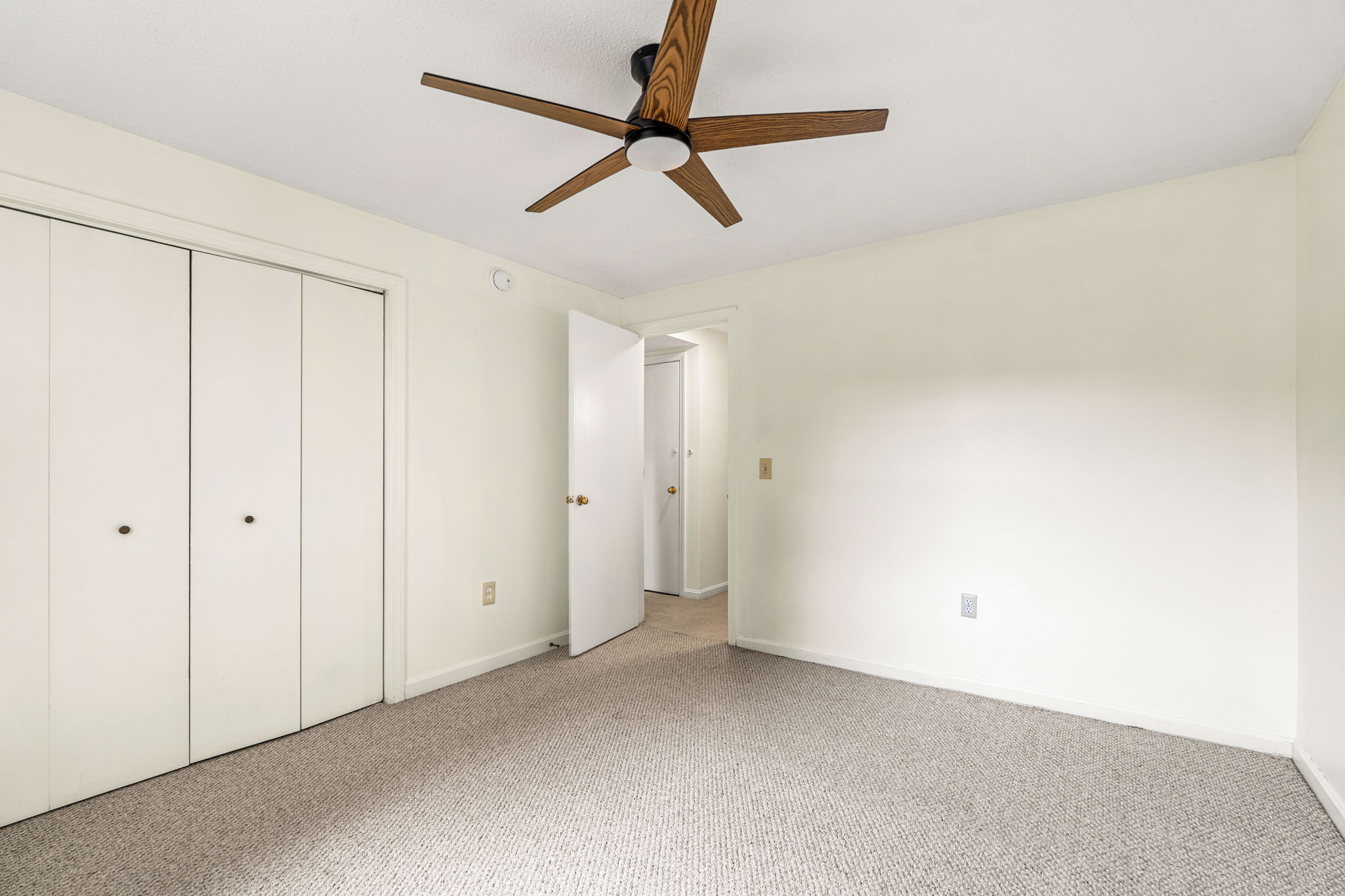1202 White Cedar Blvd, Portsmouth, NH 03801, USA Photo 17