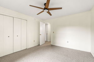 1202 White Cedar Blvd, Portsmouth, NH 03801, USA Photo 16