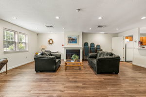1202 White Cedar Blvd, Portsmouth, NH 03801, USA Photo 22