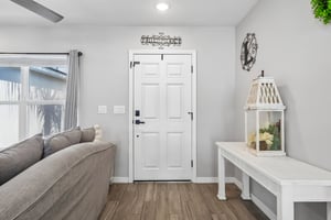 Virginia Dr-S0208-005.jpg