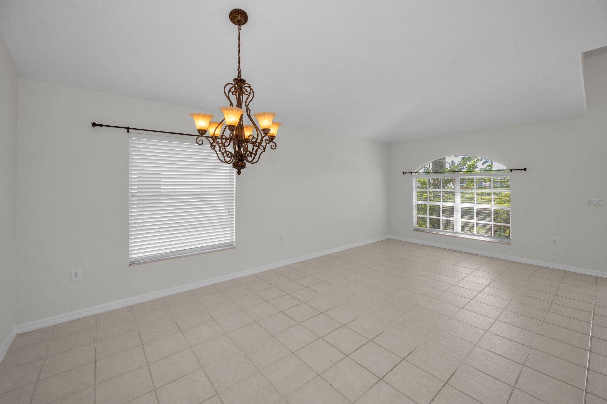 Living and Dining Rooms3