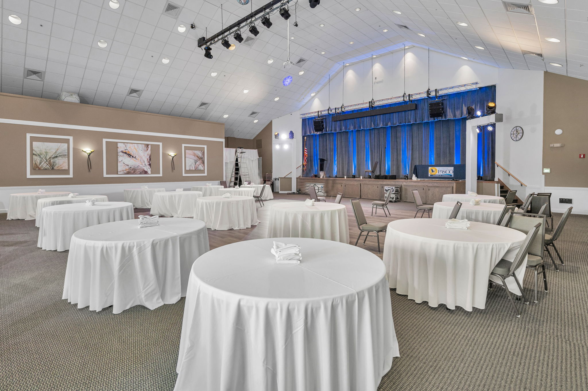 22-Clubhouse Ballroom