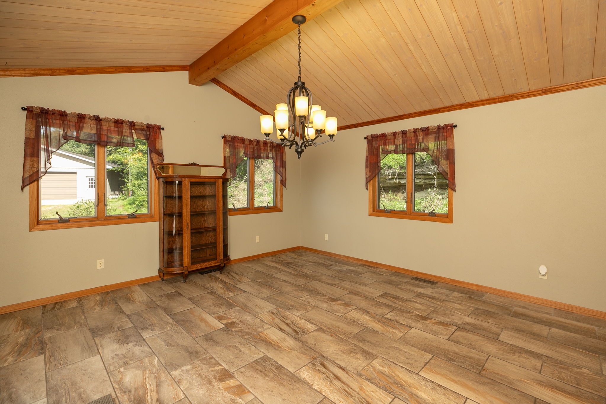 12-Dining Room