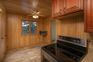 17-Kitchen