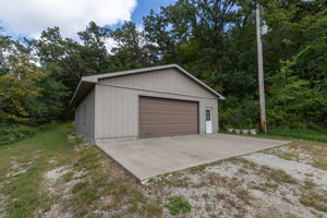 42-Garage