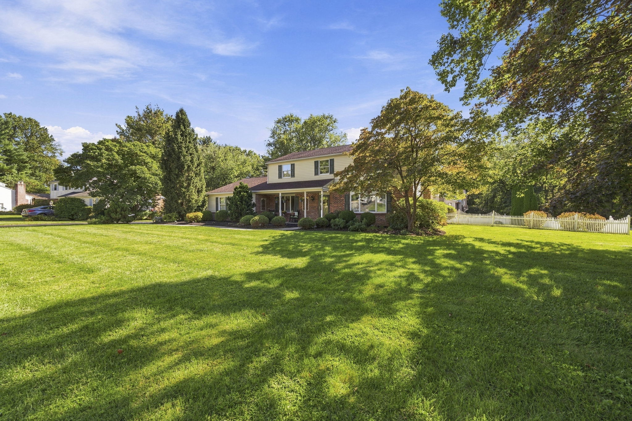 Front Exteriors (4)