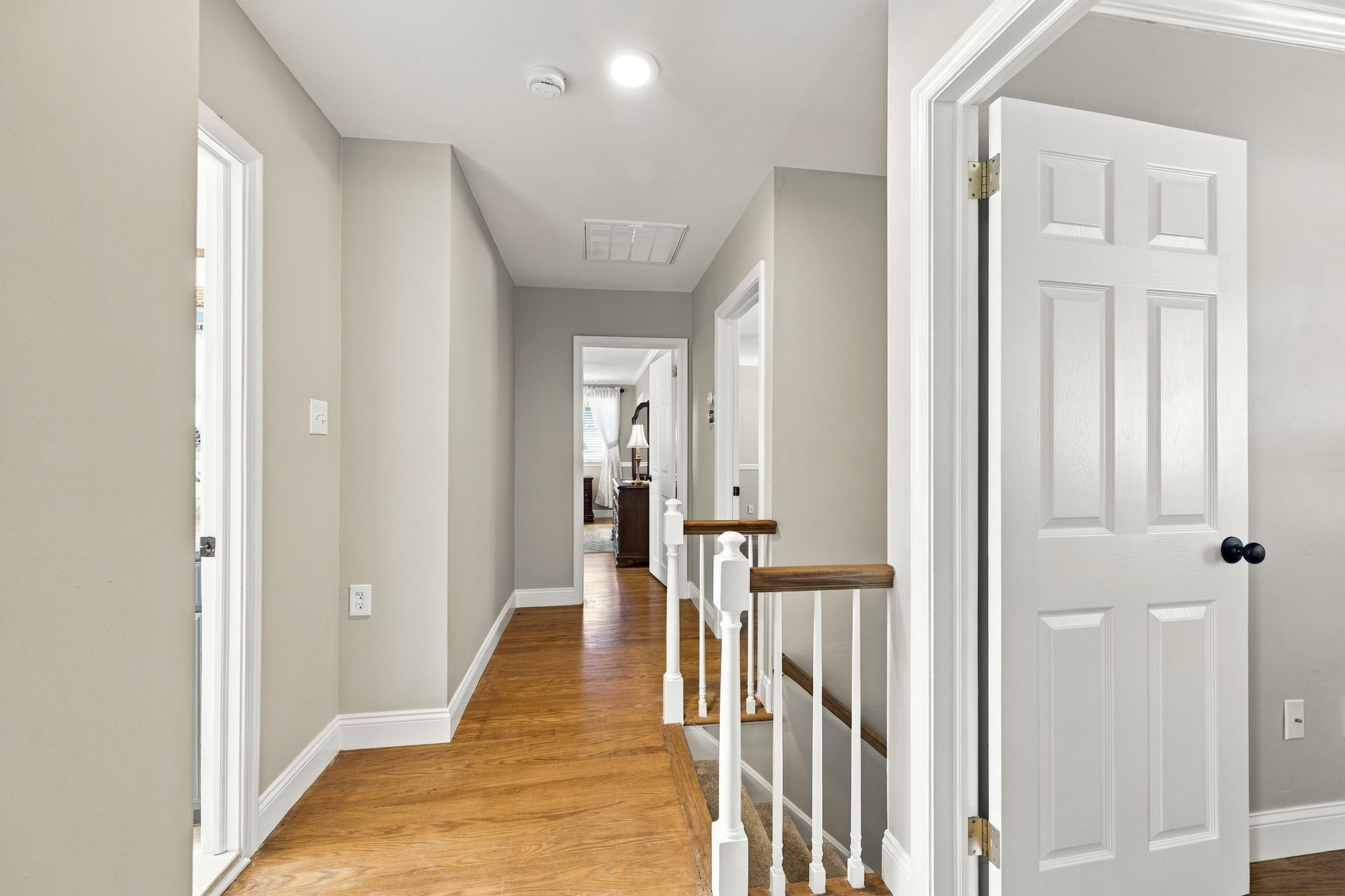 Interiors (40)