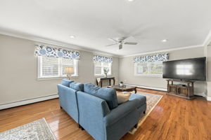 Interiors (14)