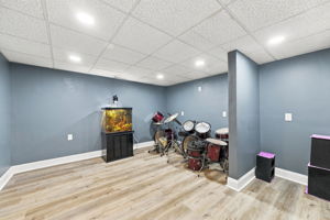 Interiors (38)