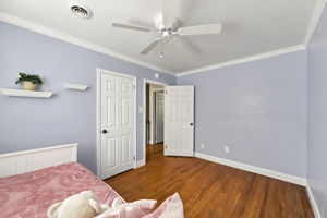 Interiors (52)