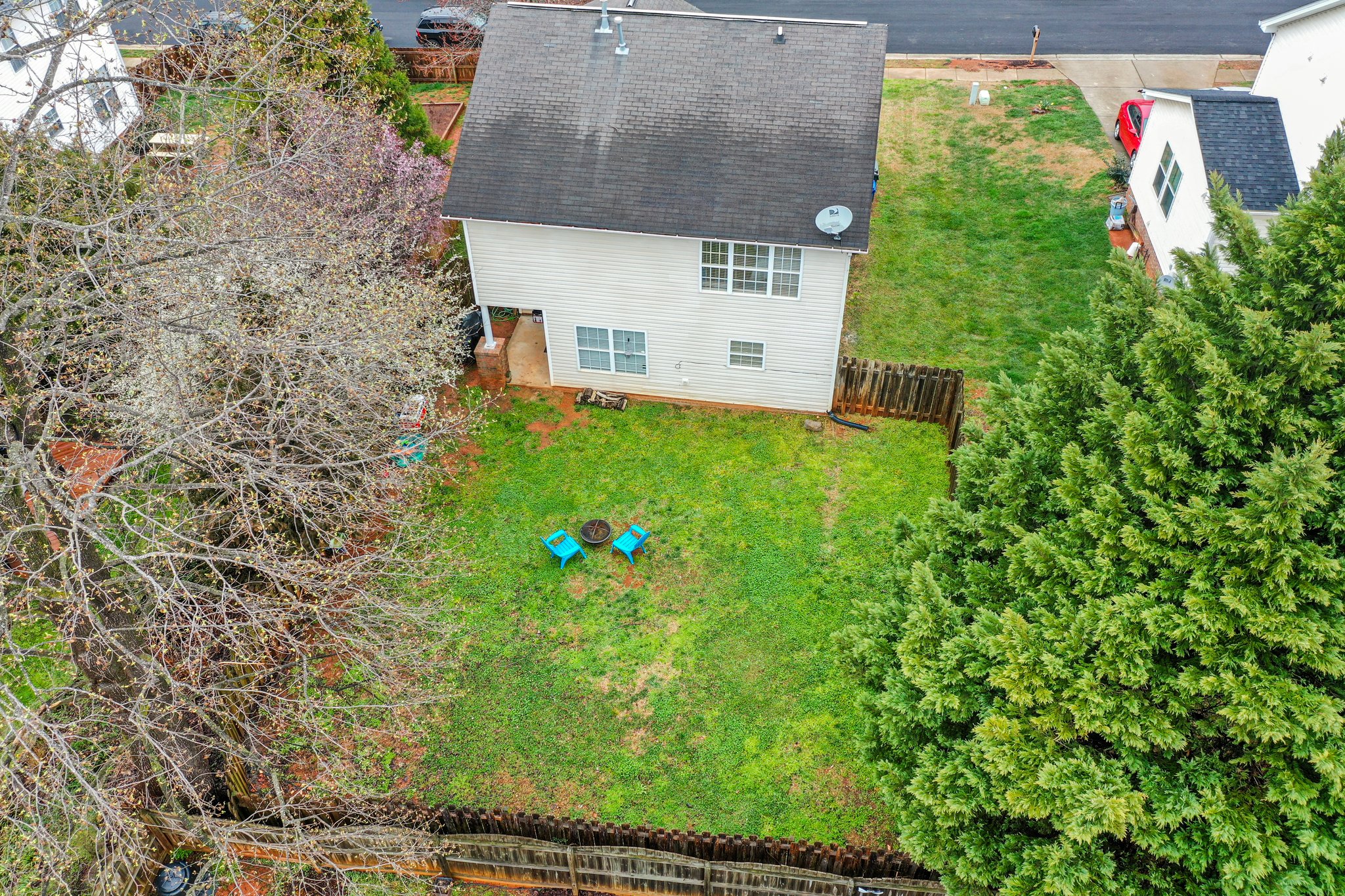 1203 Fieldstone Dr, Mebane, NC 27302, USA Photo 3