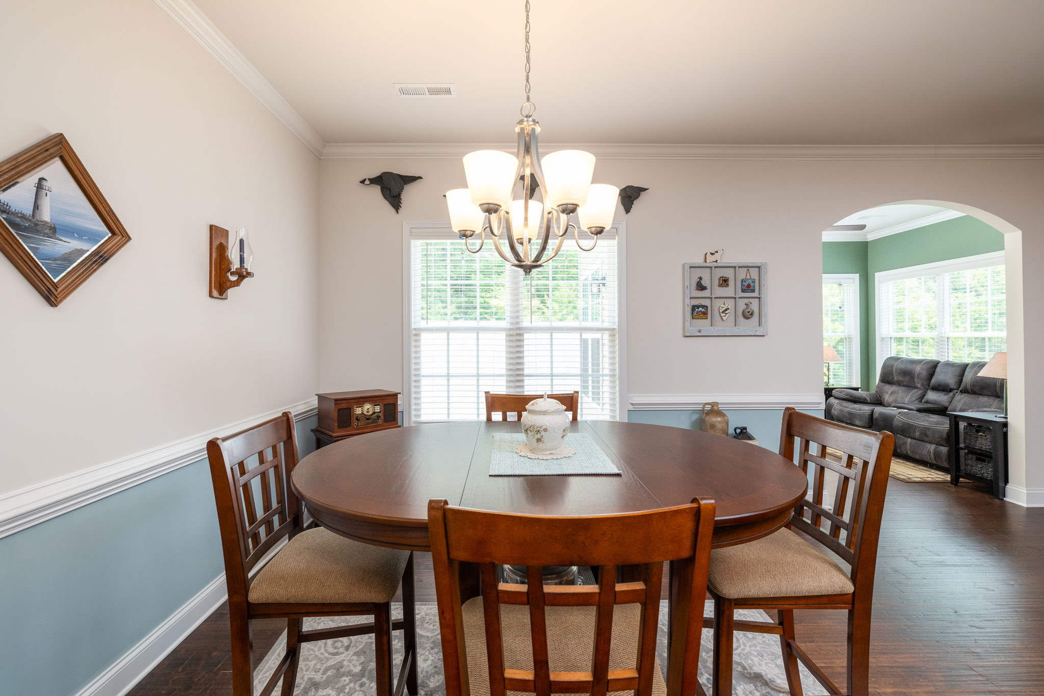 1203 Suzanne Ln-11