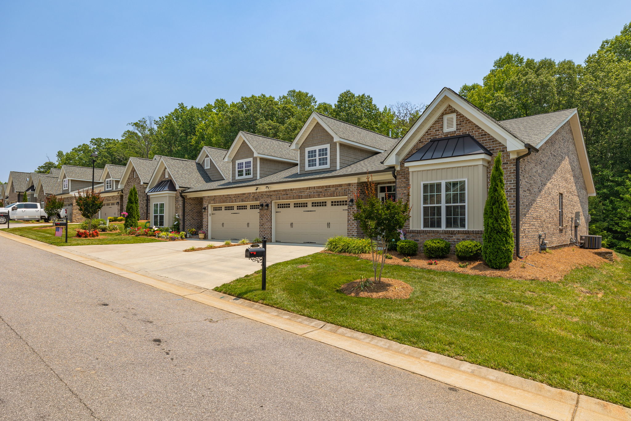 1203 Suzanne Ln-2