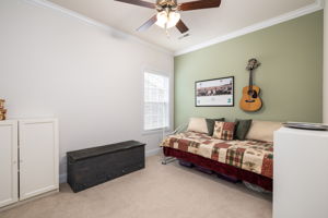 1203 Suzanne Ln-23