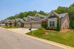 1203 Suzanne Ln-2
