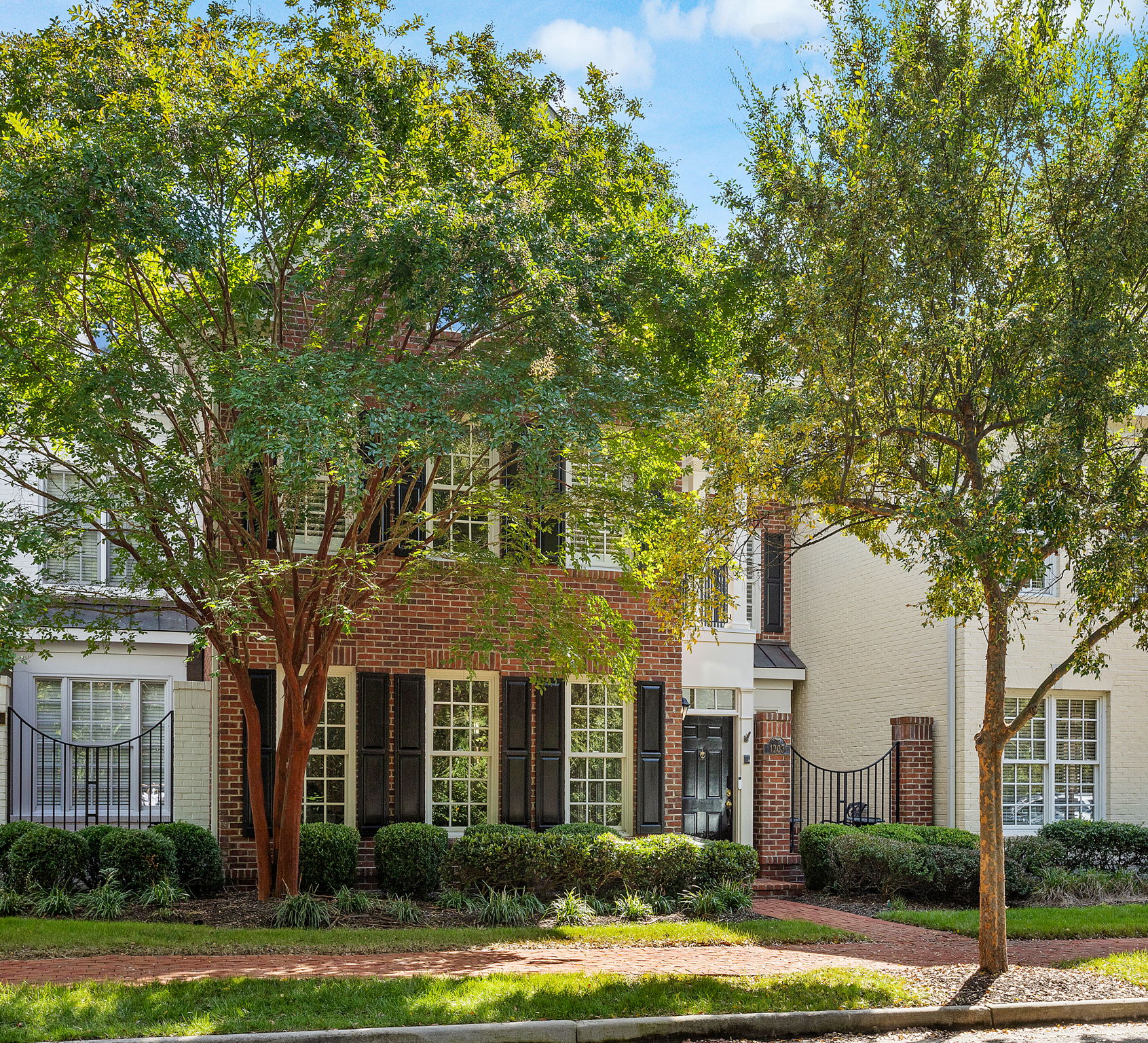 02-Exterior Front