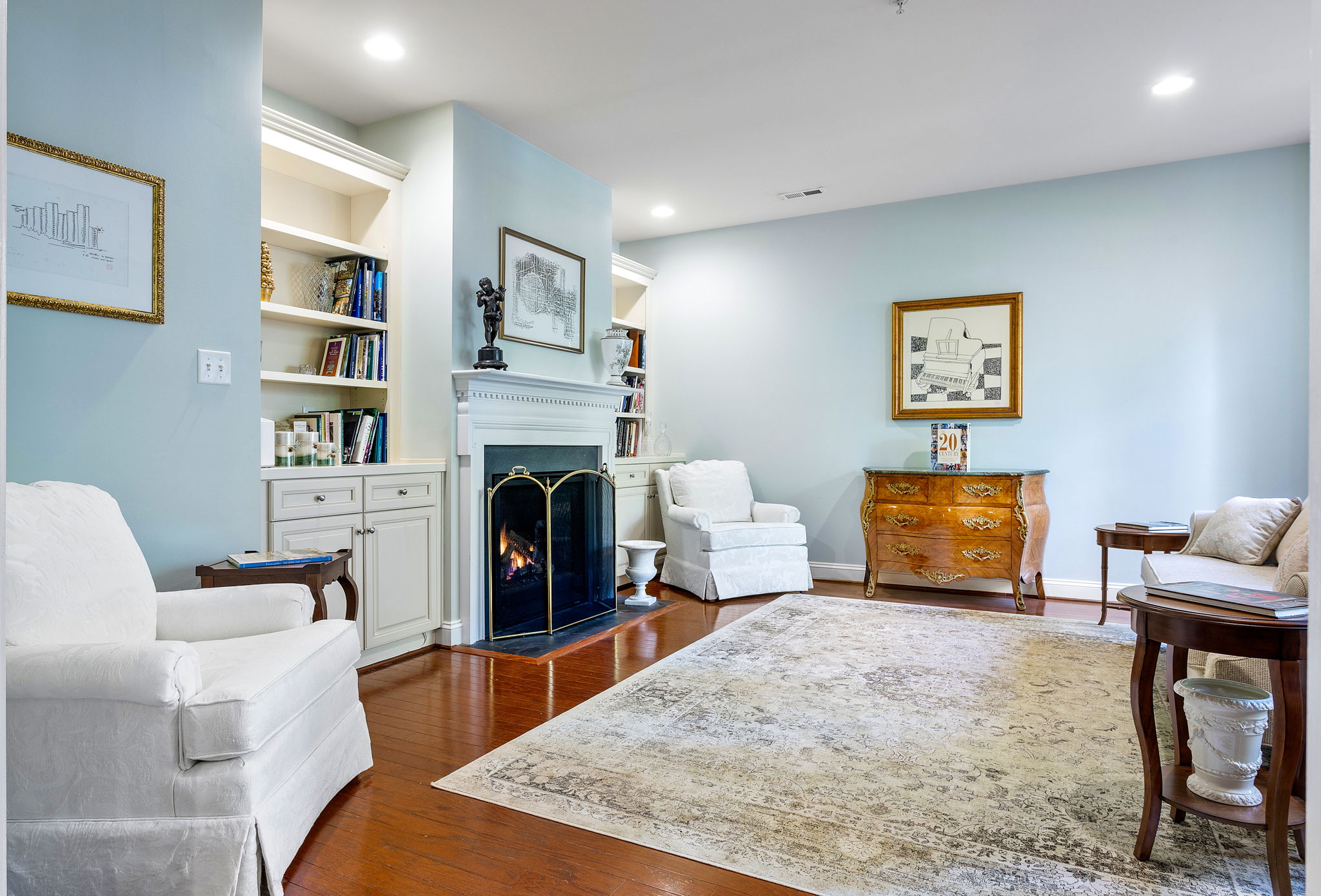 10-Living Room