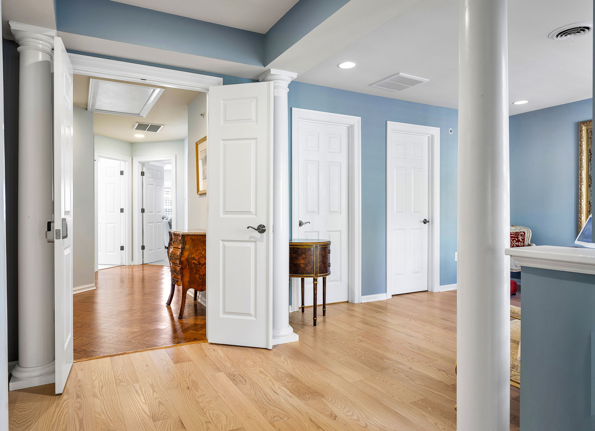 27-Primary Bedroom Entrance