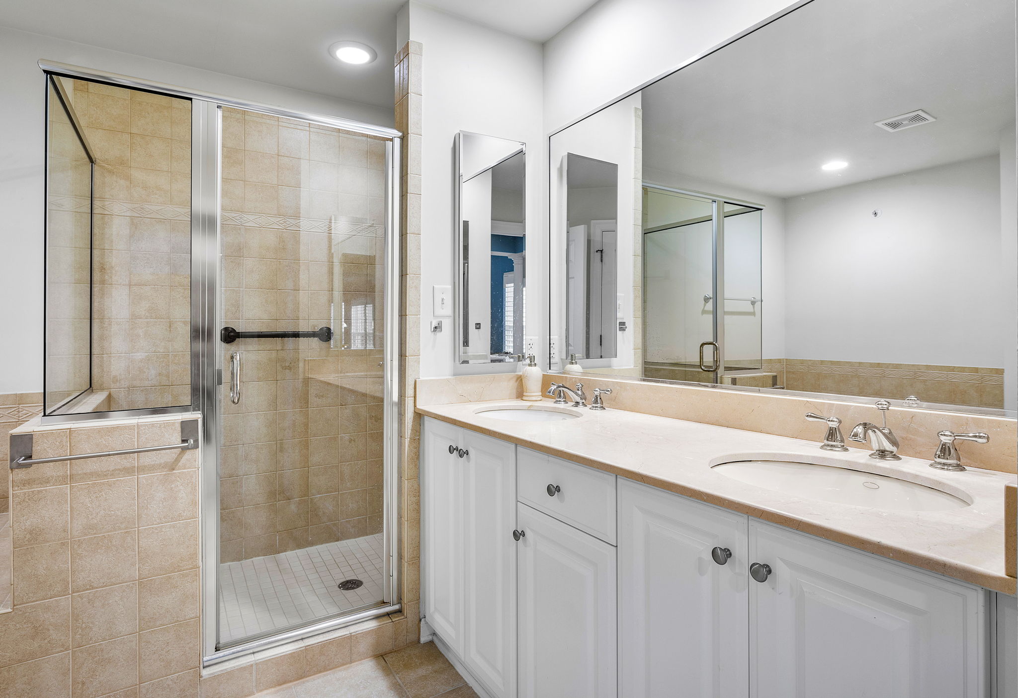 29-Primary Bath