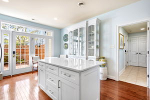 16-Kitchen