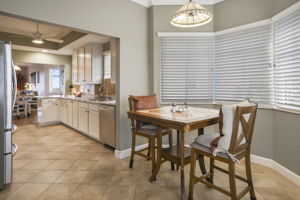 Dining Room Kitchen - 495A6421 (1)