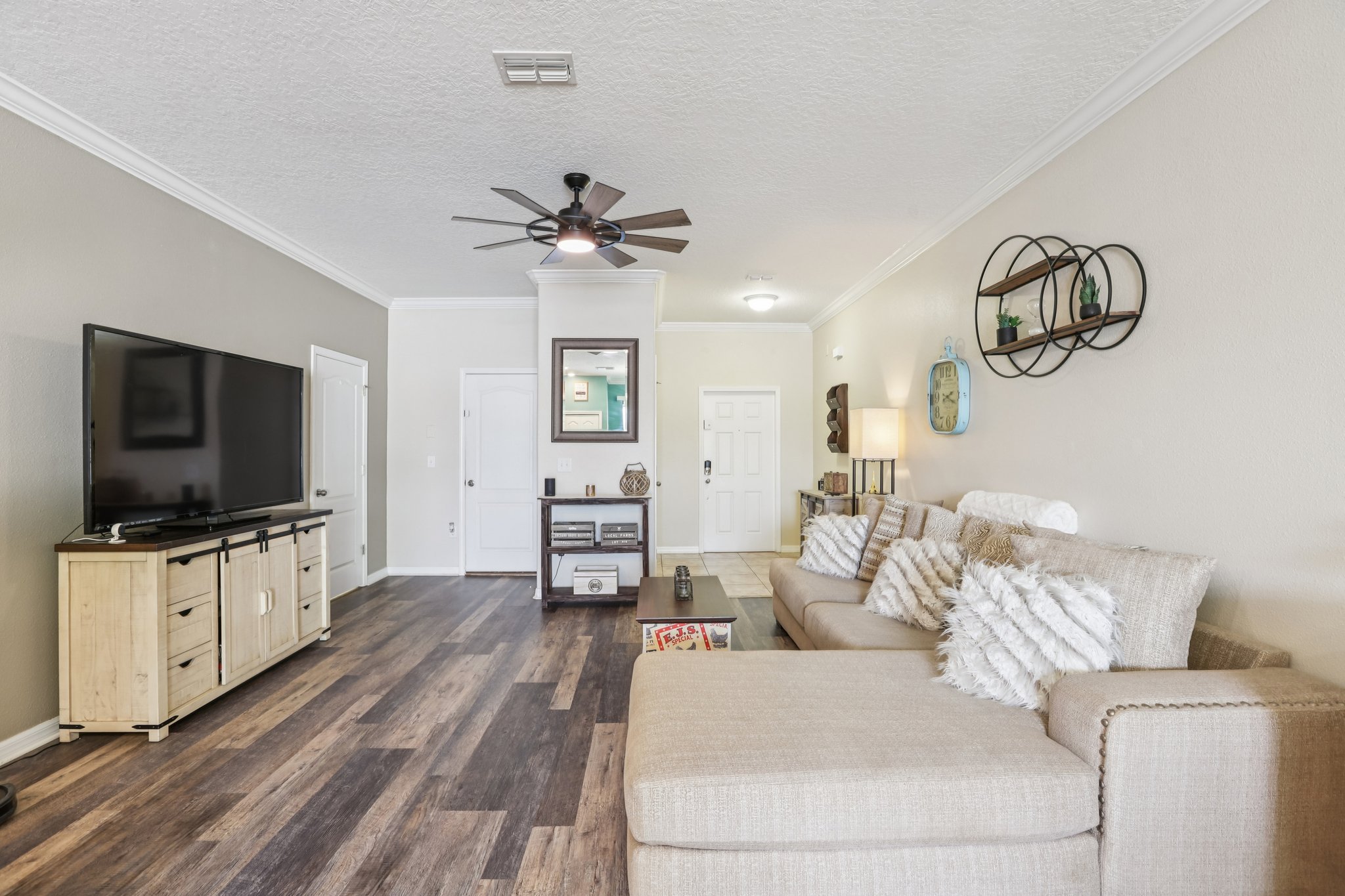 Greengate Dr-S2603-015.jpg