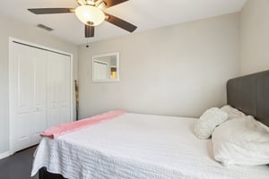 Greengate Dr-S2603-030.jpg