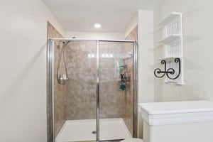 Greengate Dr-S2603-042.jpg