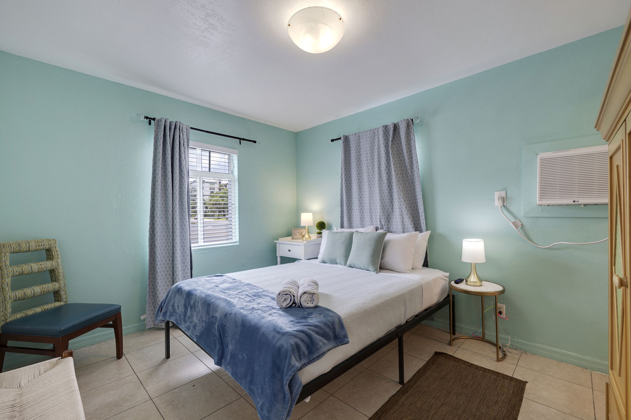 AB3_12035 Gulf Blvd Unit 1-8