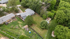  Photo 48
