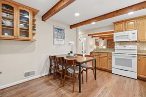 Eat-in Kitchen