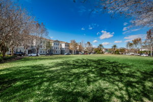 19-West Park Village