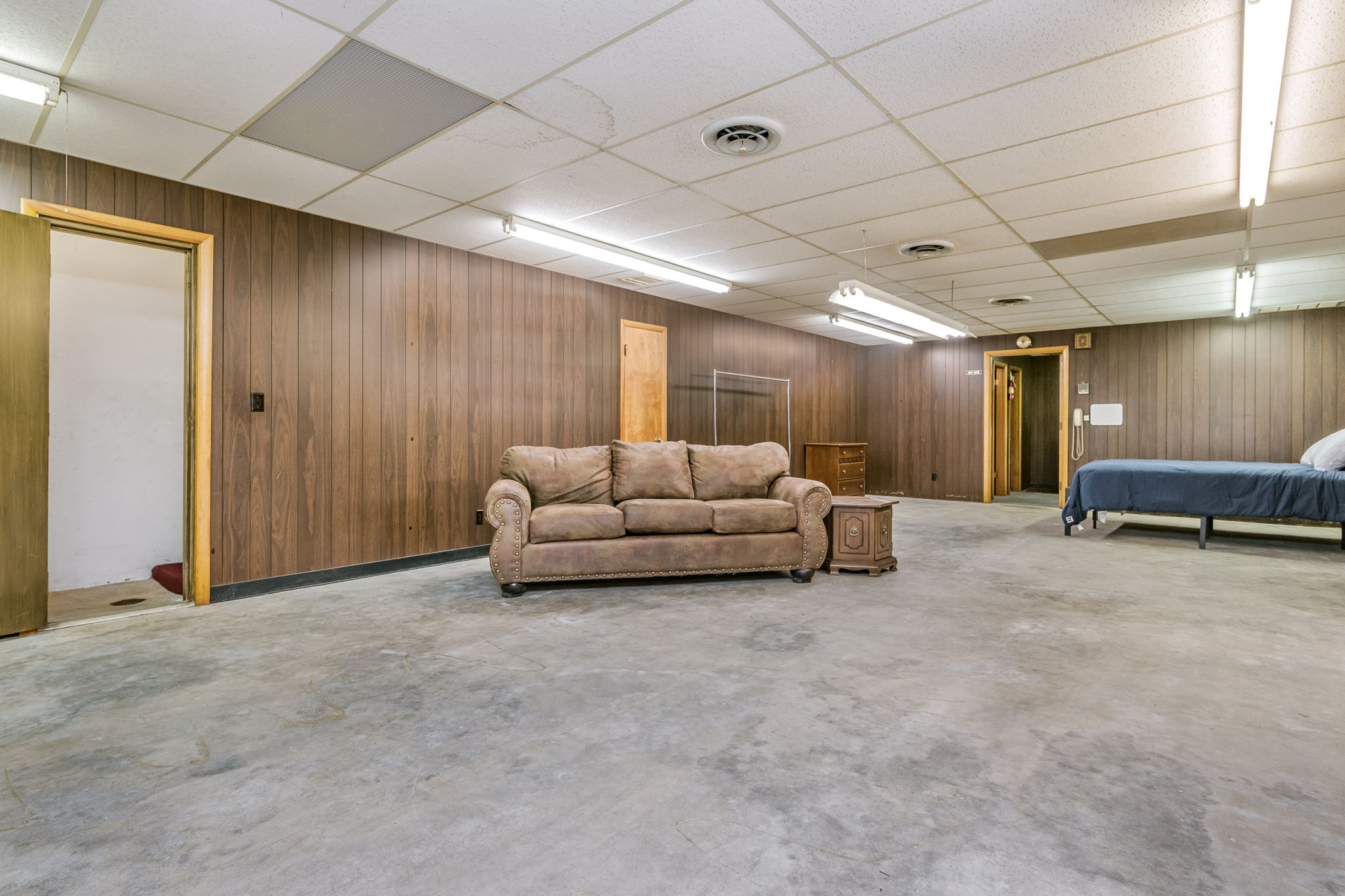 12039 E Frederic 20