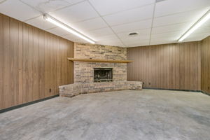 12039 E Frederic 21