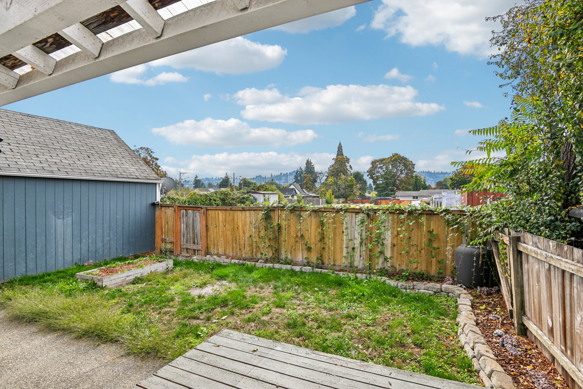 4th Ave SE-S0610-038.jpg