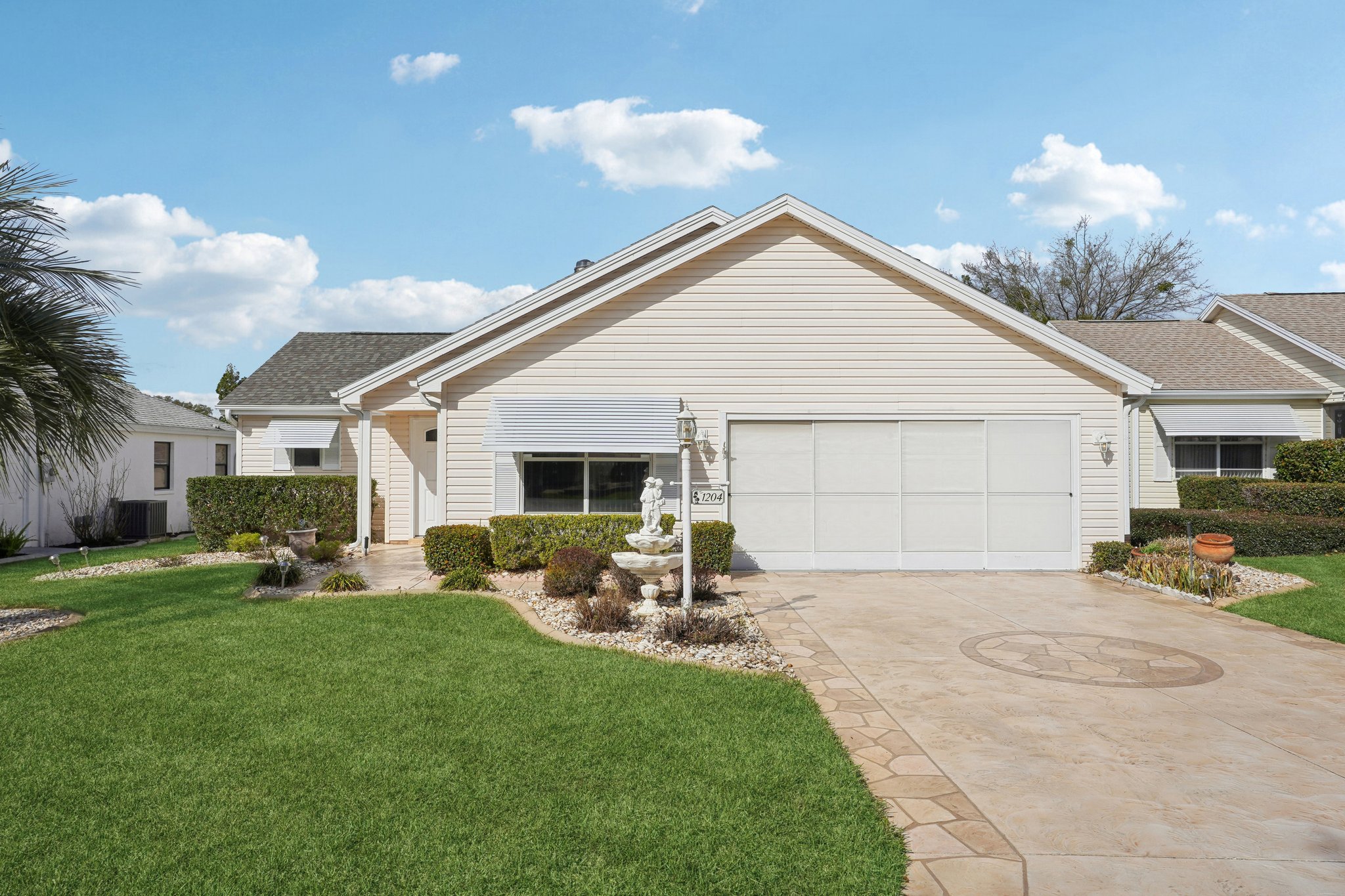 Barcelona Dr-L0703-002.jpg