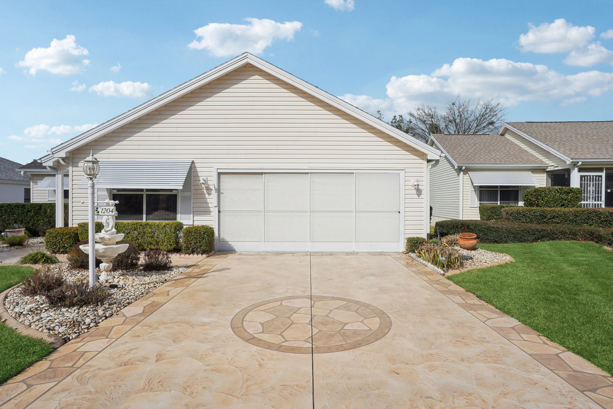 Barcelona Dr-L0703-005.jpg