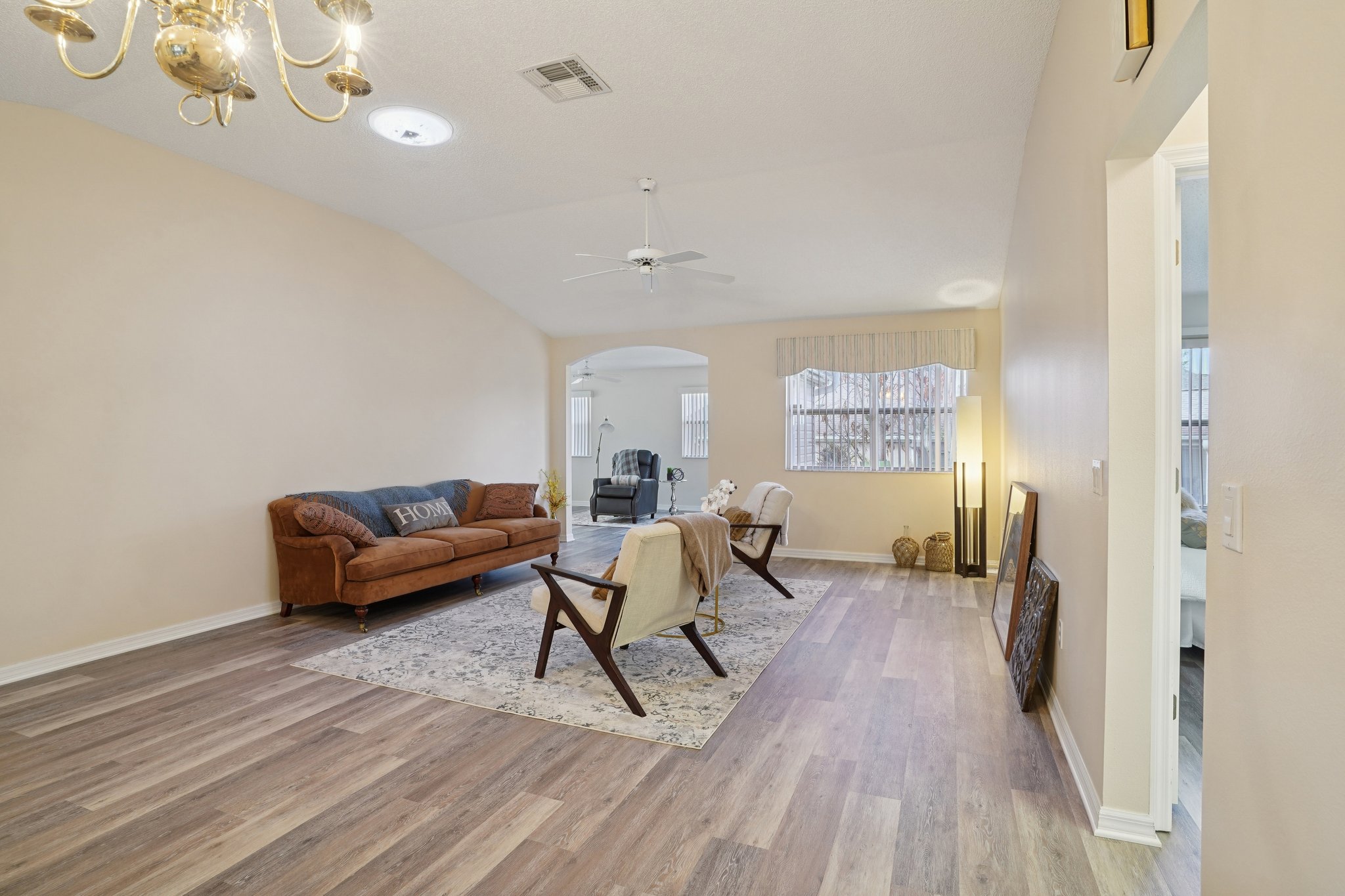 Barcelona Dr-L0703-010.jpg