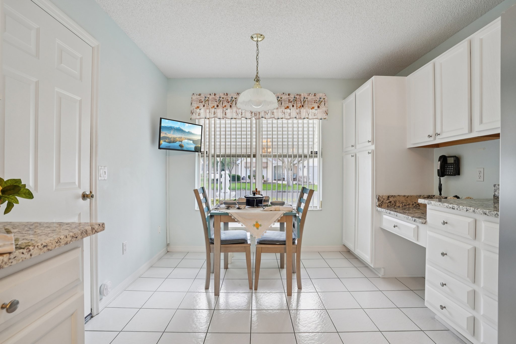 Barcelona Dr-L0703-017.jpg