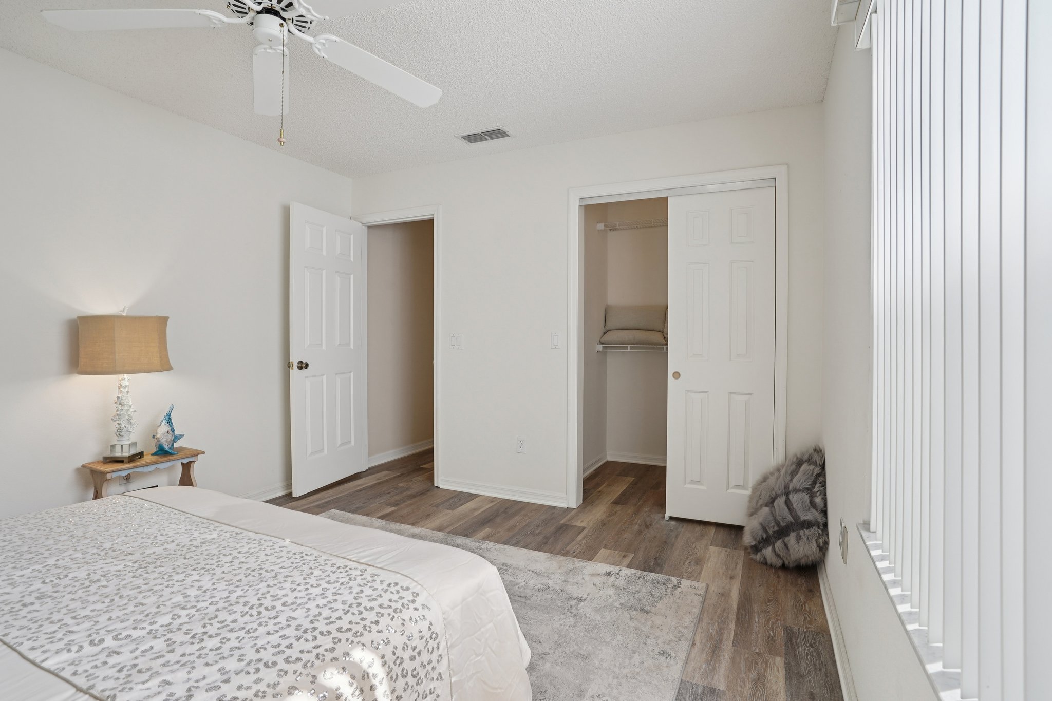 Barcelona Dr-L0703-035.jpg