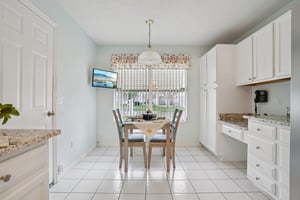 Barcelona Dr-L0703-017.jpg