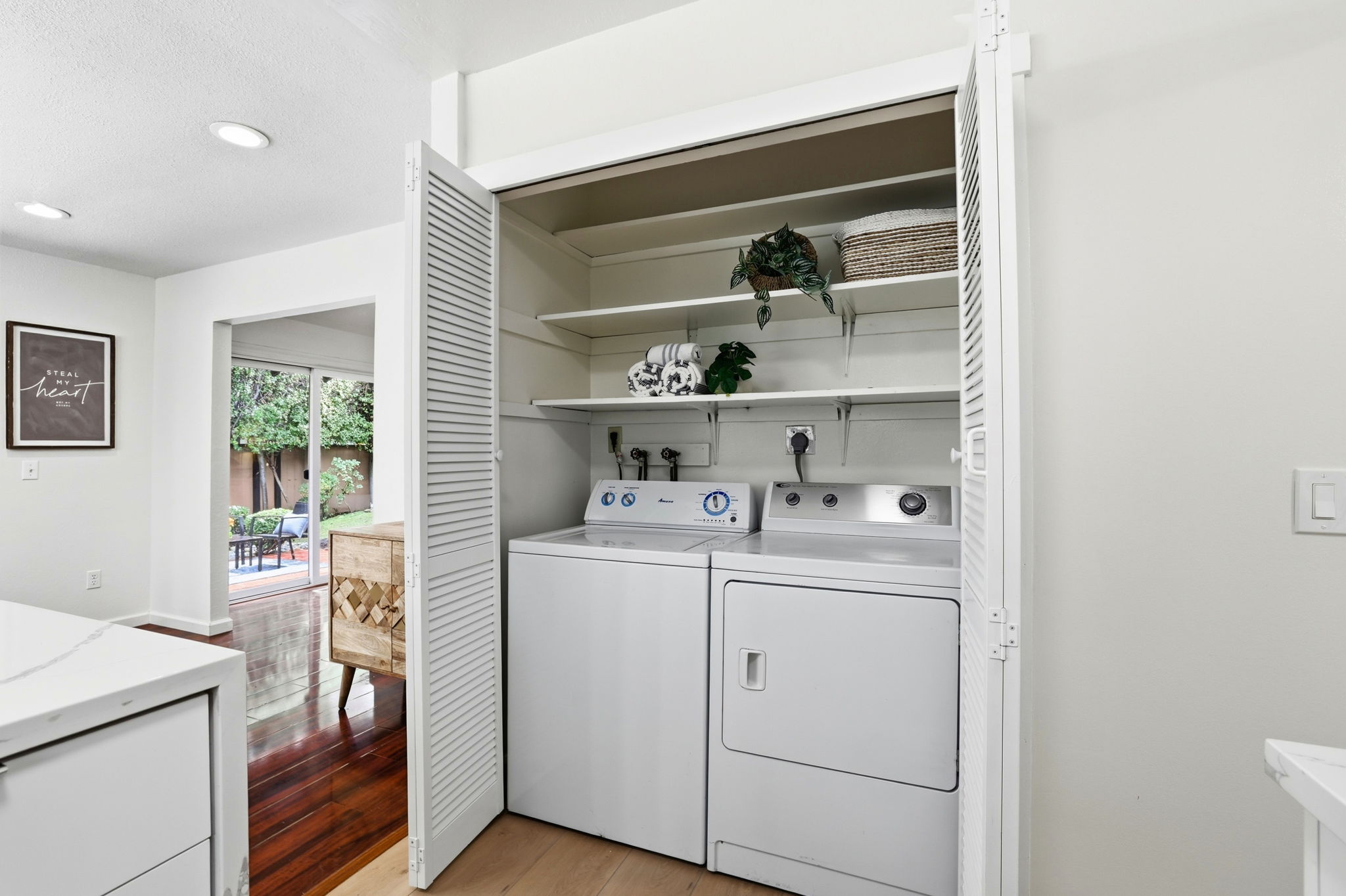 029_F8_1204 Blackberry Terrace